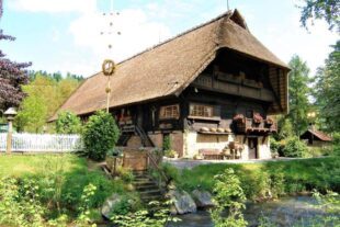 2022-3-30-ZE-Tourist-Info-Museen geöffnet-Hans-Peter Wagner 2021, BR Stadtmarketing (3)