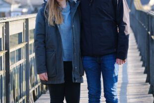 2022-3-7-BI-vo- Jonas Breig mit Verlobten Kinzigsteg XT4V2743