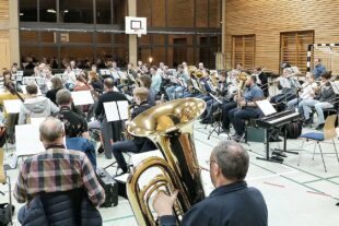 2022-4-11-OH- Miliz und Trachtenkapelle Probe IMG_20220408_2051302