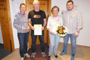 2022-4-12-ZE-UH-bia-WuF-Ehrungen-und-neue Ehrenmitglieder