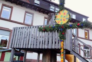 2022-4-14-OH-Kinderhaus Sonnenblume- Palmenschmücken-Bild Zeitung