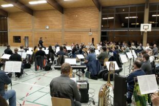 2022-4-22-OH- Miliz und Trachtenkapelle Probe IMG_20220408_2053220