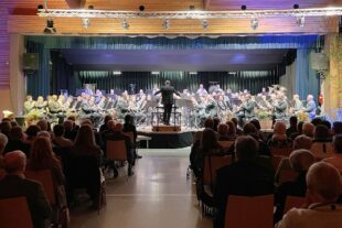 2022-4-24-OH-vo- Jahreskonzert Miliz und Trachtenkapelle gesamt IMG_9616