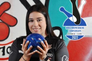 2022-4-27-ZE-UH-Verein-Kegler-Zimmermann Bianca_mit Kugel02_SM Nominierung 2022