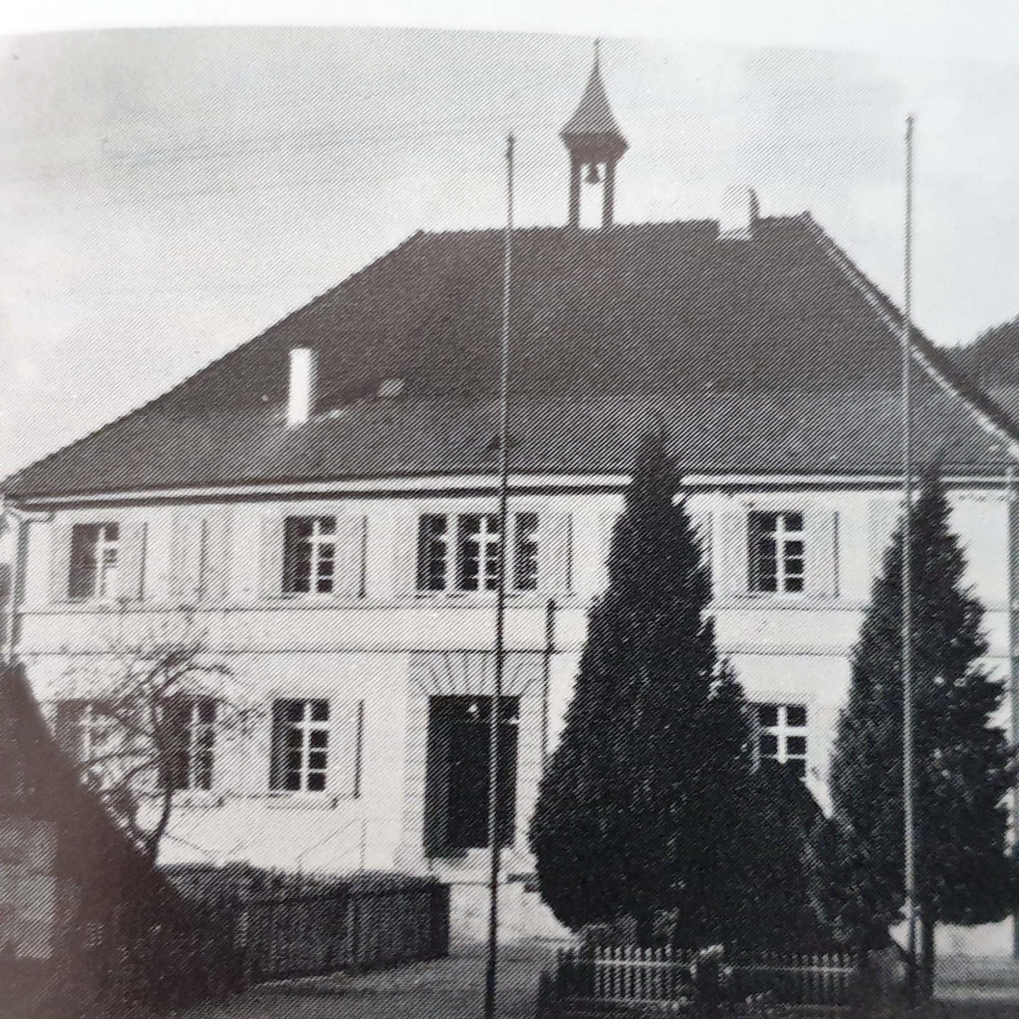 2022-4-29-ZE-UH-hpw-Rathausplatz-20220427_102716