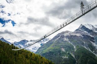 2022-4-4-OG-Franz Huber-Alpenverein-Hängebrücke Europaweg