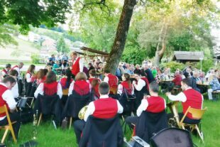 2019-6-7-ZE-UH-Laura Nesser-Hock Fürstenberger Hof Musikverein Unterharmersbach IMG_20190531_202645