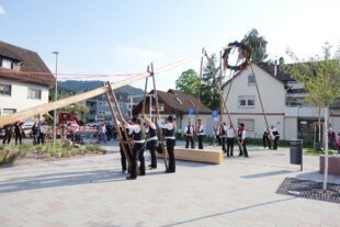 2022-5-2-ZE-UH- hpw- Einweihung Rathausplatz DSC06401