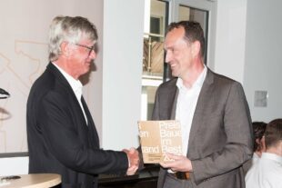 2022-5-23-OH-kal-Rathaus Einweihung-zzvkMG8A8129b