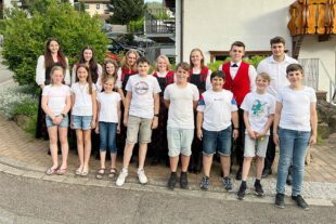 2022-5-24-ZE-UH-Ramona Lehmann-Generalversammlung-Mitglieder der Bläserjugend Unterharmersbach