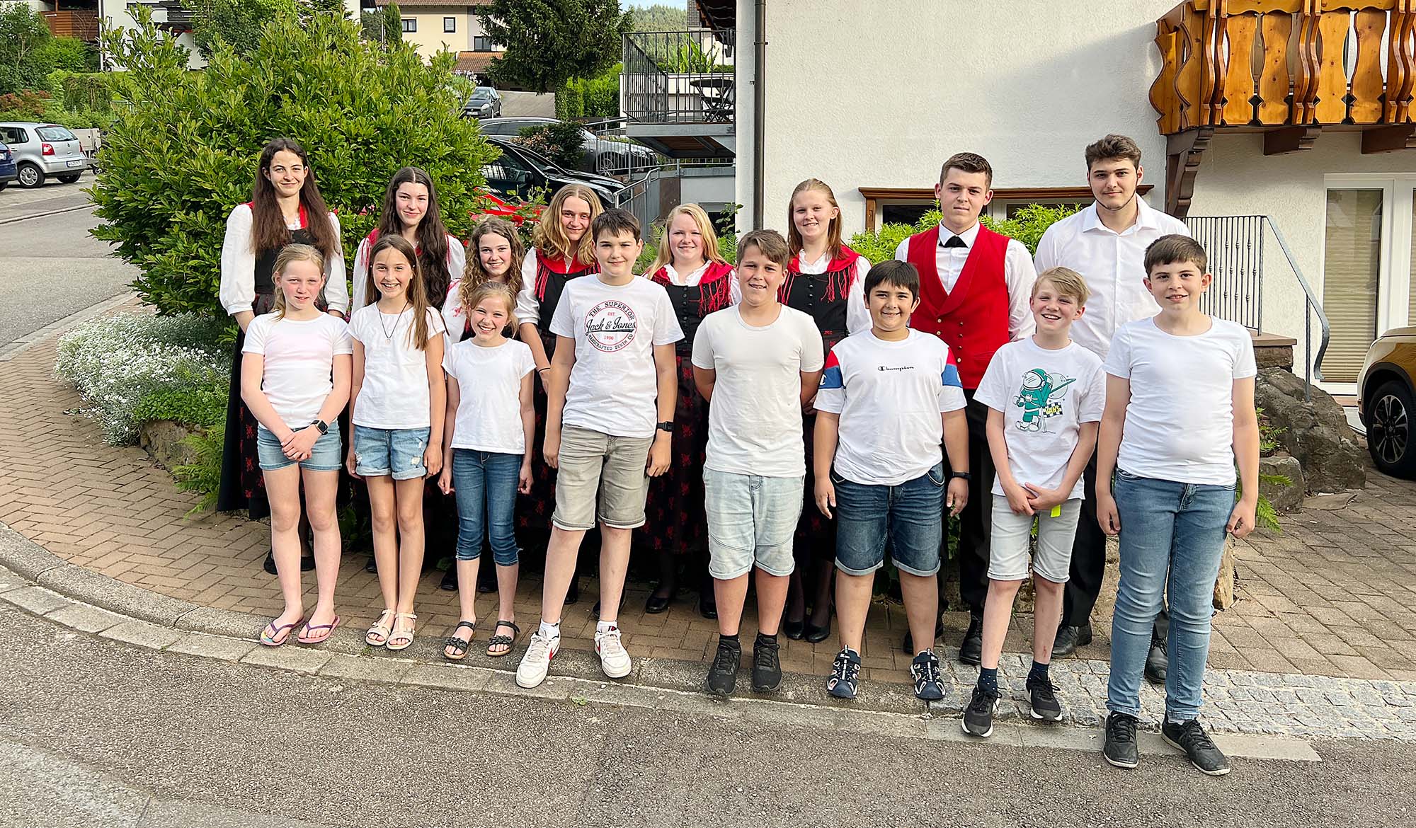 2022-5-24-ZE-UH-Ramona Lehmann-Generalversammlung-Mitglieder der Bläserjugend Unterharmersbach