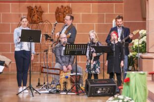 2022-5-4-OH-Fotostube Sarah-Erstkommunion-MIL_2682