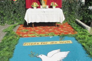 2022-6-22-BI-PB-Thomas Leopold-Fronleichnam-3. Blumenteppich Weber