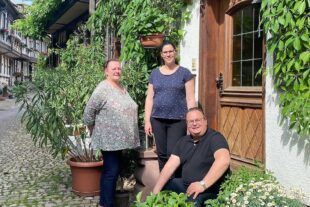 2022-7-1-GB-Gengenbach-Unternehmen-Ferienlandschaft Mittlerer Schwarzwald-Wechsel Mitarbeiter