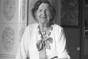 2022-7-15-NO-11-08-22-hps-No GabySpitzmüllerIMG_1016_grau