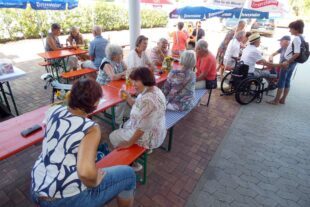 2022-7-29-BI-bia-Hilfe von Haus zu Haus-und-Hock