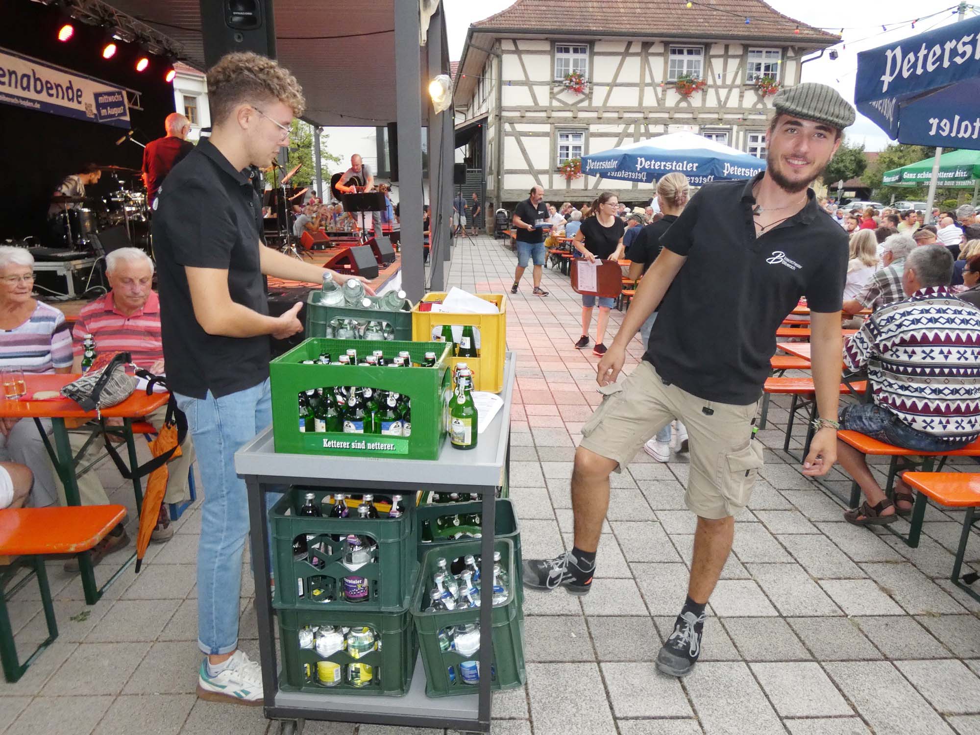 2022-8-19-BI-bia-Tavernenabend-+ Getränkedienst Lars Müller_Niklas Armbruster