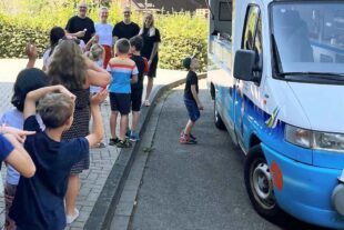 2022-8-3-ZE-UH-GS UH- Eiswagen