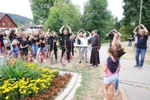 2022-8-3-ZE-UH-hpw-Eckwaldhexen-Skulptur-DSC06709