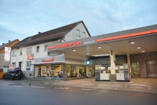 2021-10-6-BI-hps-Holzenthaler Geschäftsübergabe-DSC_1106 2