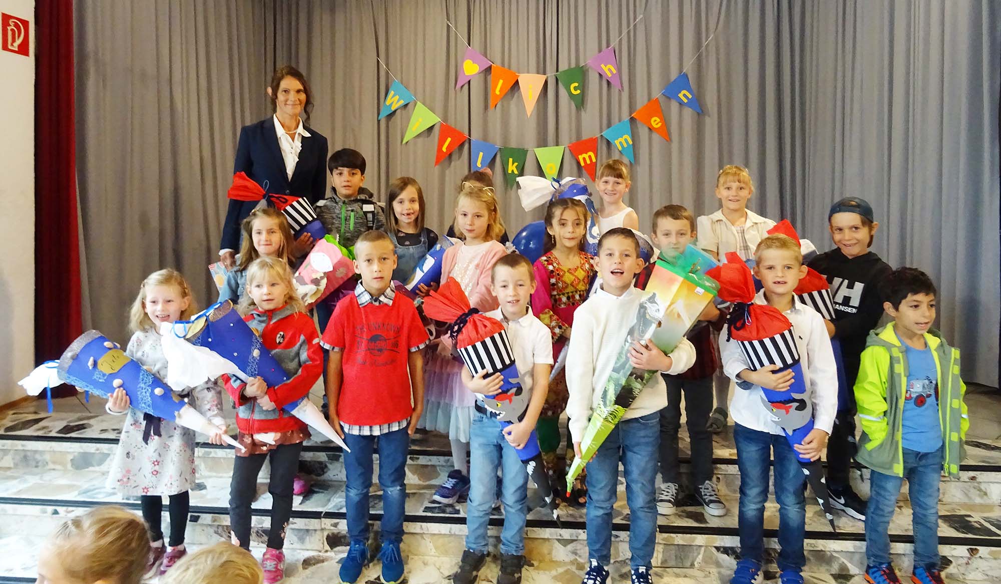 2022-9-21-ZE-UH-Schule-Erstklässler-1a-DSC01410