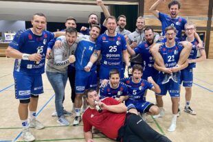 2022-9-23-ZE-UH-Verein-FVU Handball-20220917_Siegerfoto_Halle