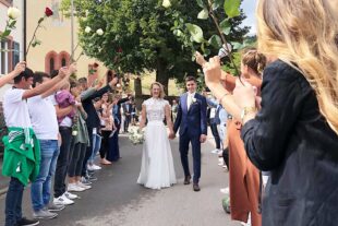 2022-9-7-BI-PB-Helmut Christ-DJK-Hochzeit-Julia u David Eble Ehrenspalier DJK