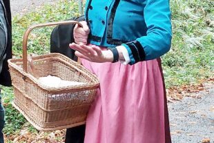 2022-10-19-NO-mnb-Aus dem Leben der Pfifferle Zäzel-Bild 1