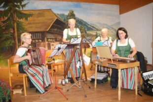 2022-10-26-hv- Seniorennachmittag SWV DSC_1504