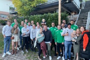 2022-10-28-BI-PB-bsch-DJK-Maibaum Amelie Jehle DJK Familie Philip Jehle