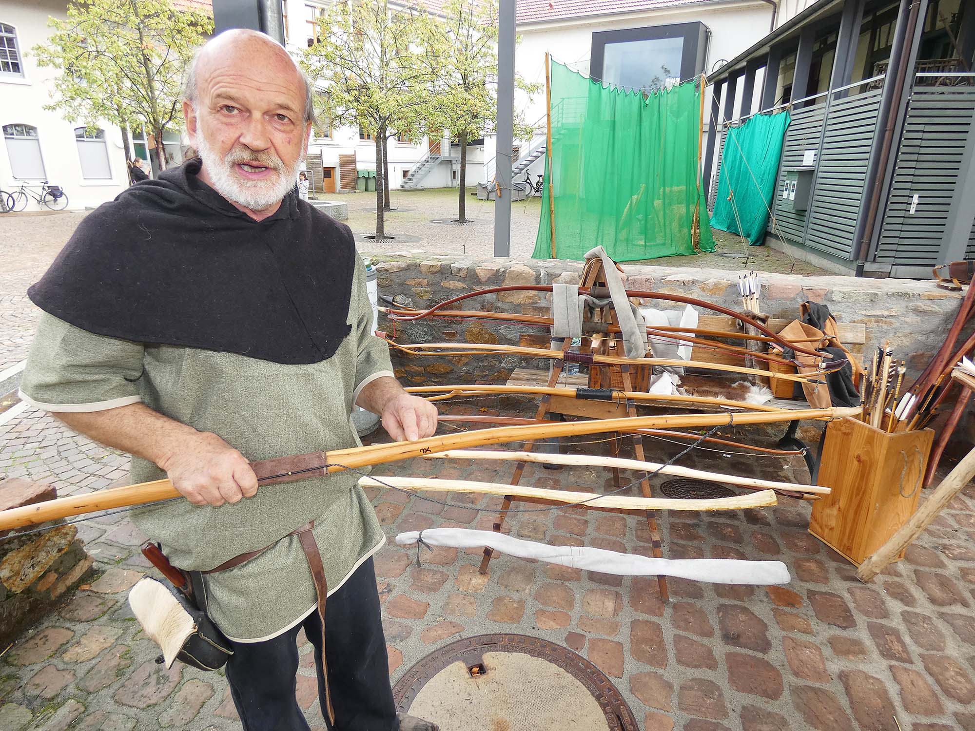 2022-10-4-BI-bia-800 Jahre Biberach-und-SP Holzbogenmacher