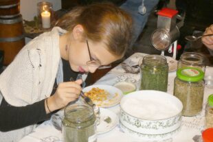 2022-10-4-BI-bia-800 Jahre Biberach-und-SP Kräutersalz Emma