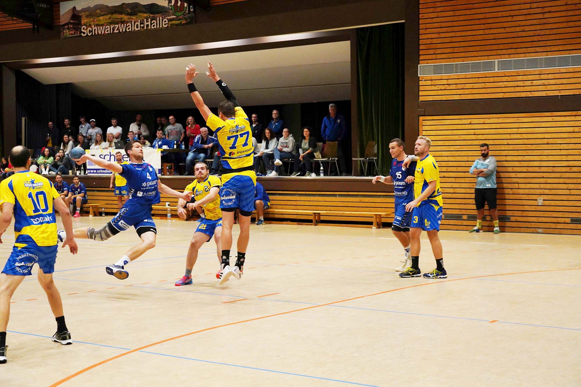 2022-10-4-ZE-UH-Verein-FVU-Handball-006_Erste_Andy_Wirft