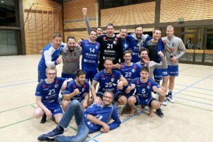 2022-10-4-ZE-UH-Verein-FVU-Handball-Siegerselfie