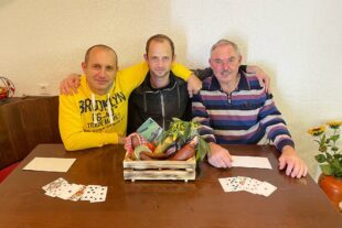 2022-11-14-OH-Verein-TCO-Hunderte