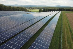 Großflächige Freiland-Photovoltaikanlagen beantragt