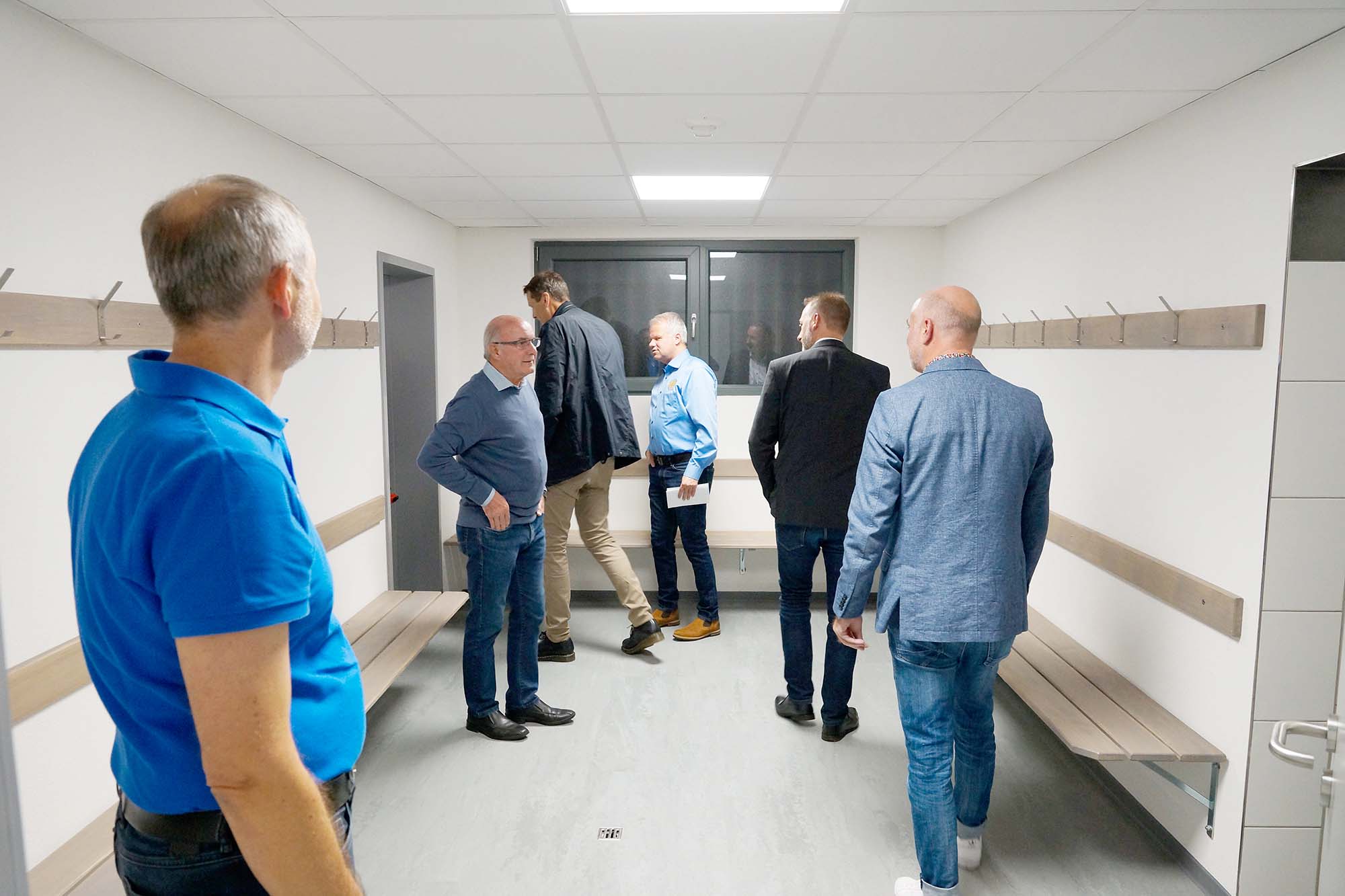 2022-11-23-BI-Volker Heizmann-FVB-Einweihung Umkleiden-DSC1028