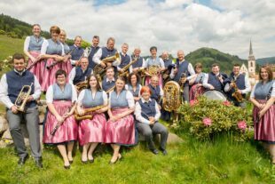 2022-11-23-NO-Oliver Vollmer-Neue Uniform Trachtenkap-TKN Gruppenfoto Mai 2022