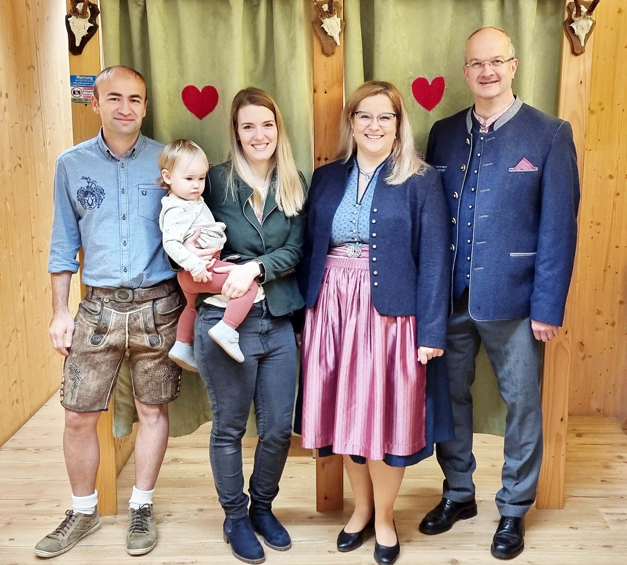 2022-11-23-NO-Oliver Vollmer-Neue Uniform Trachtenkap-TKN Trachtenshop