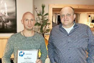 RemasterDirector_5122f8b34