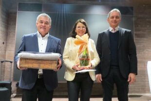 Stadt Zell ehrt 20 Jubilare für insgesamt 410 Dienstjahre