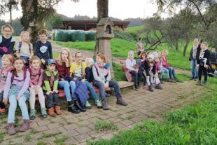 2022-11-9-OH-Bianca Neumaier- Kindervolkstanzgruppe 2