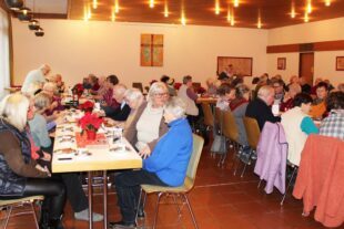 2022-12-16-OH-Rita Schilli-Forum älterwerden OH-Einstimmung Weihn-IMG_9224