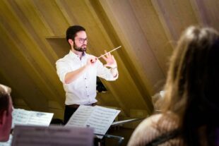 2022-12-2-ZE-UE-Anja Streif-Musikverein-Dirigent-Bild2