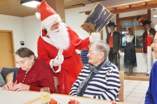 2022-12-21-OH-Soziales Netzwerk-Weihnachtsfeier-IMG-20221214-WA0011