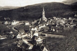 2022-12-30-OH-kal-Krisenjahre-15x20 Oberharmersbach um 1910