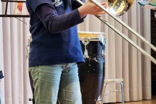 2023-1-30-NO-Oliver Vollmer-Trachtenkapelle-Noah Vollmer an der Zugposaune