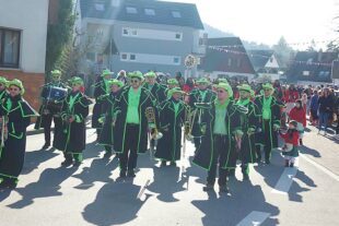 2023-2-13-ZE-UH-hpw-Eckwaldhexen Narrenbaumstellen-DSC07414 (2)