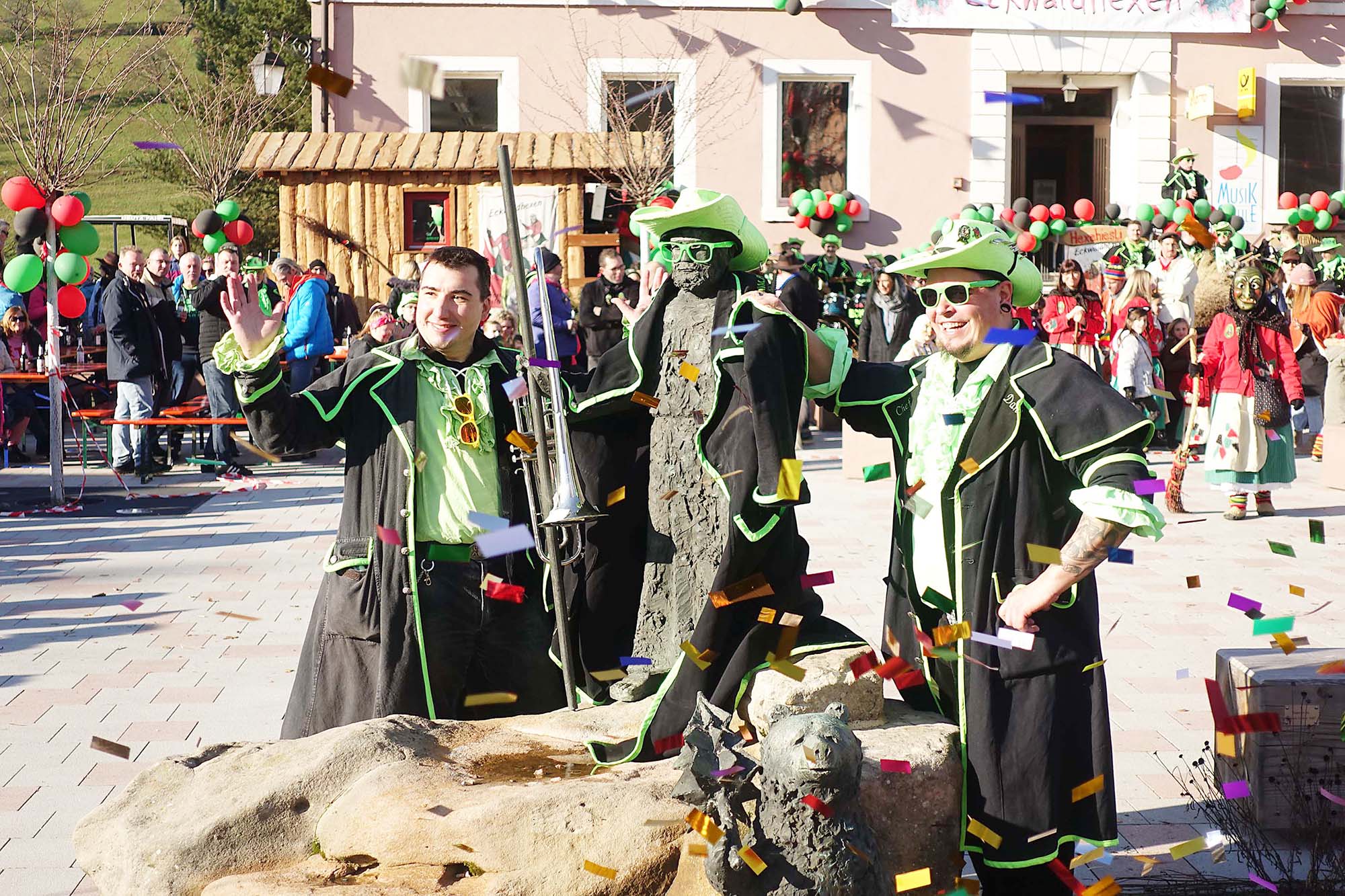 2023-2-13-ZE-UH-hpw-Eckwaldhexen Narrenbaumstellen-DSC07511