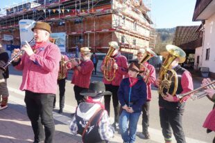 2023-2-13-ZE-UH-hpw-Eckwaldhexen Narrenbaumstellen-DSC07514